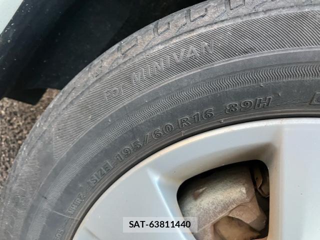 Nissan SERENA 2013-07 7394041-7