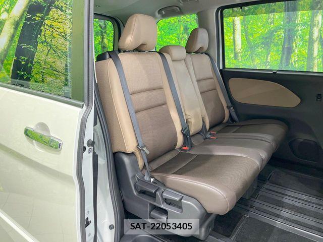 Nissan SERENA 2017-12 7394022-11