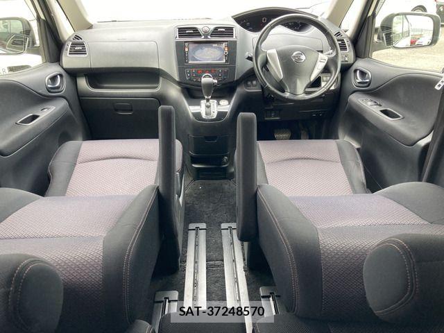 Nissan SERENA 2013-05 7394038-5