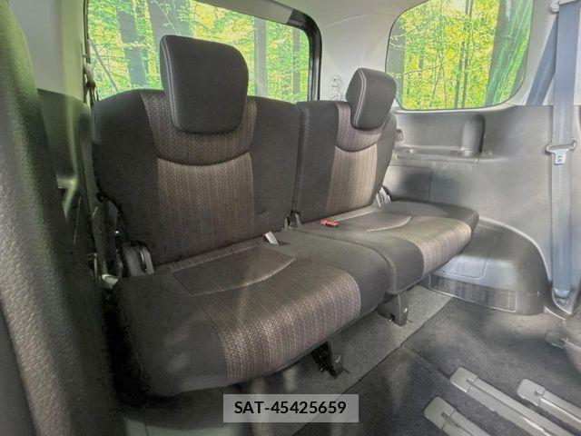 Nissan SERENA 2014-05 7457663-9