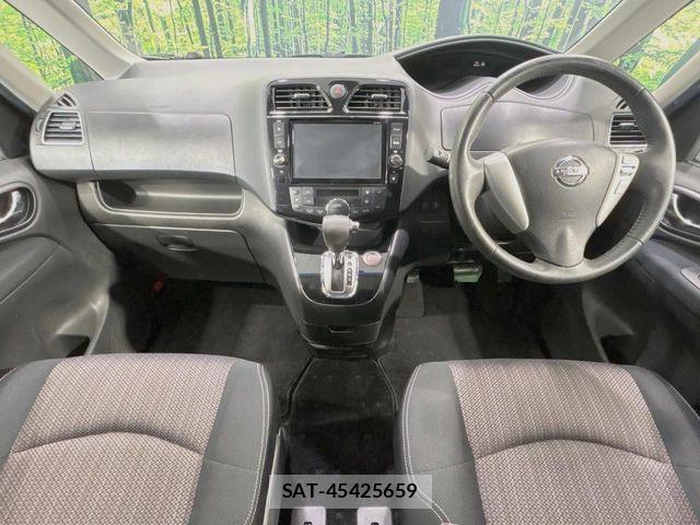 Nissan SERENA 2014-05 7457663-1