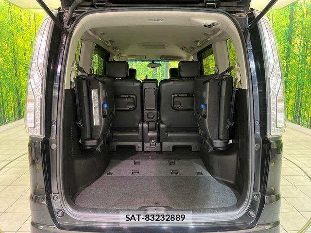 Nissan SERENA 2015-09 7457662-10