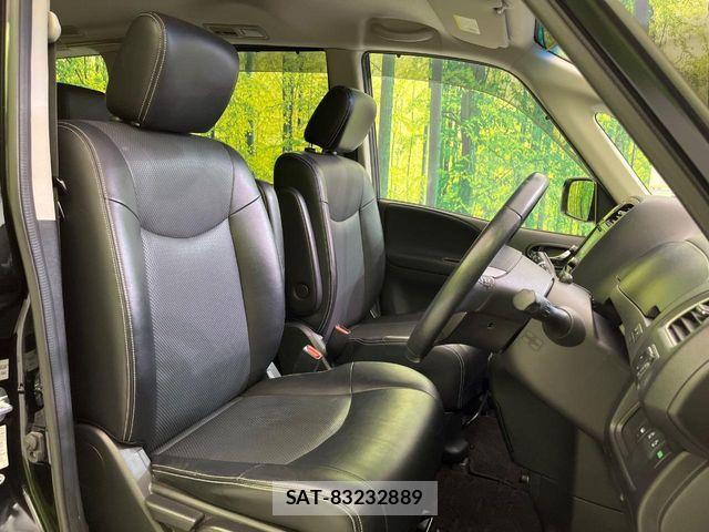 Nissan SERENA 2015-09 7457662-6