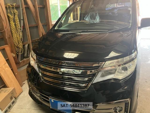 Nissan SERENA 2014-07 7457681-0