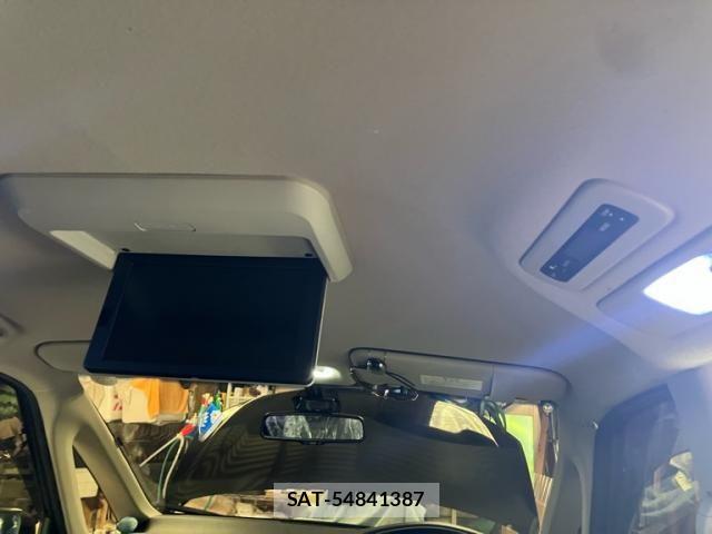 Nissan SERENA 2014-07 7457681-12
