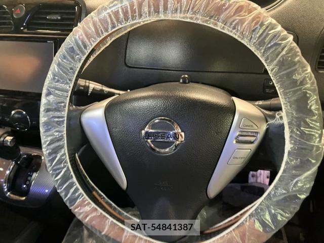 Nissan SERENA 2014-07 7457681-18