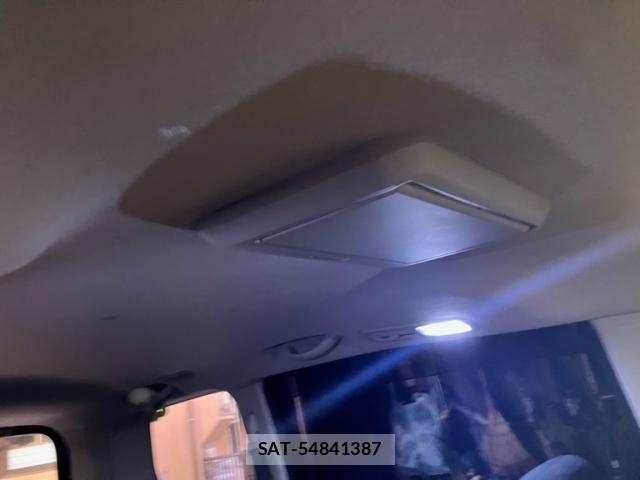 Nissan SERENA 2014-07 7457681-20