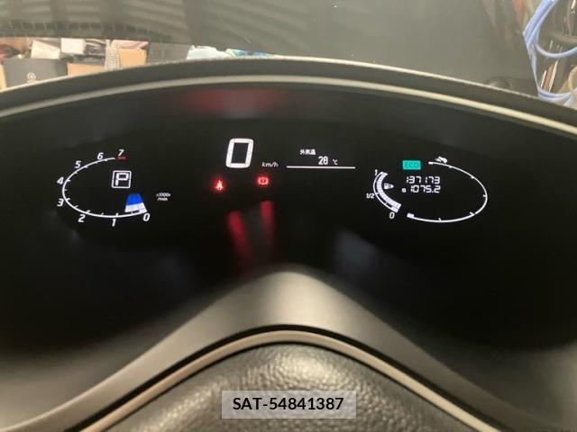 Nissan SERENA 2014-07 7457681-25
