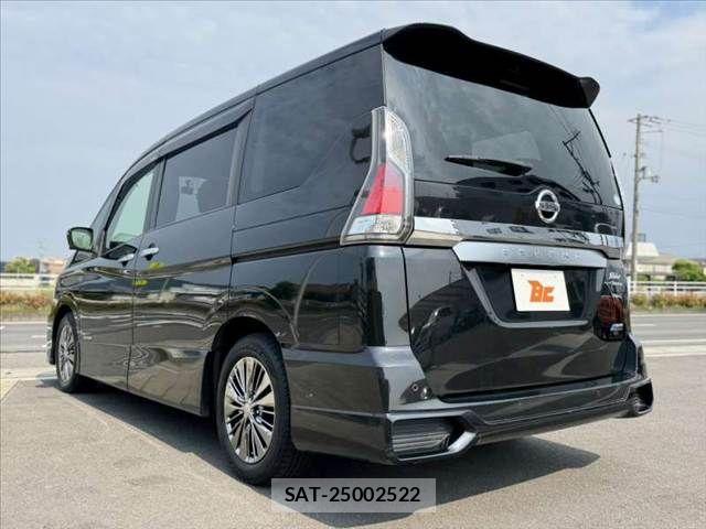 Nissan SERENA 2016-10 7457652-12