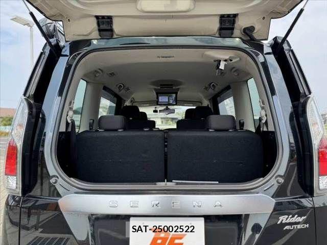 Nissan SERENA 2016-10 7457652-21