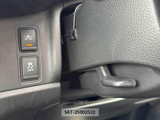 Nissan SERENA 2016-10 7457652-25