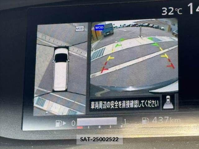 Nissan SERENA 2016-10 7457652-3