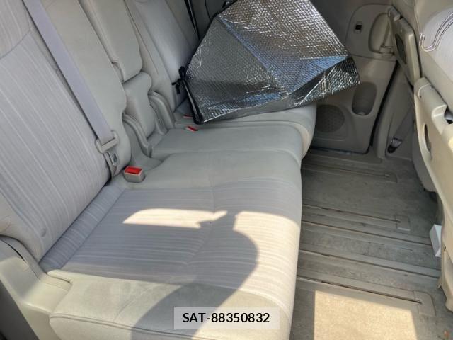 Nissan SERENA 2012-10 7457683-9