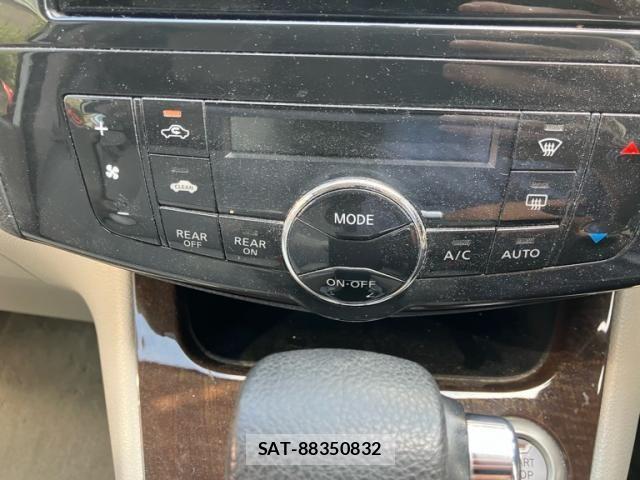 Nissan SERENA 2012-10 7457683-15