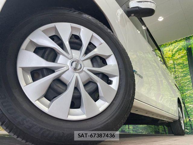 Nissan SERENA 2017-07 7457643-13