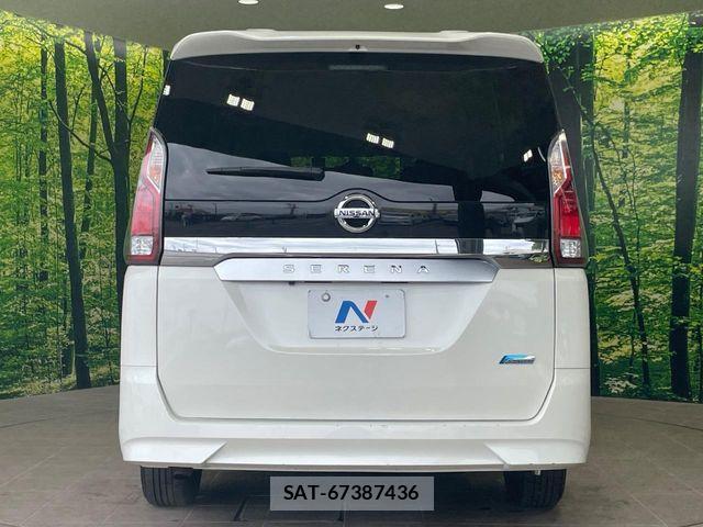 Nissan SERENA 2017-07 7457643-15