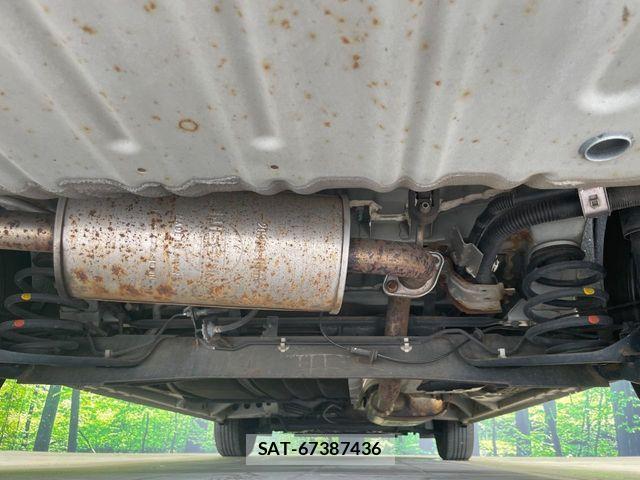 Nissan SERENA 2017-07 7457643-19