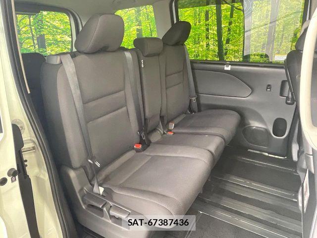 Nissan SERENA 2017-07 7457643-8