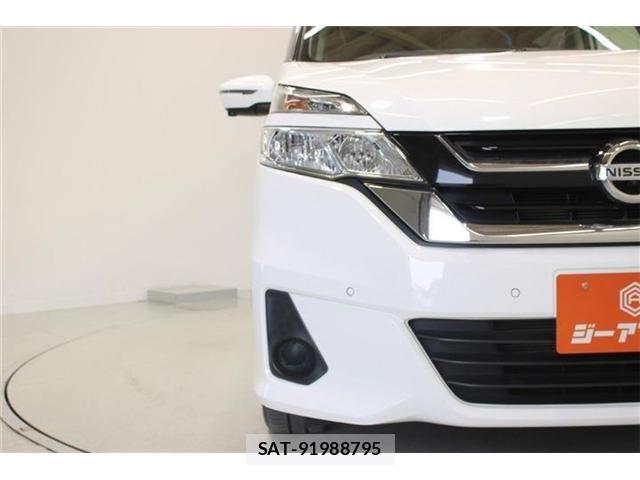 Nissan SERENA 2017-03 7457664-15