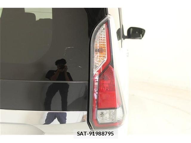 Nissan SERENA 2017-03 7457664-17