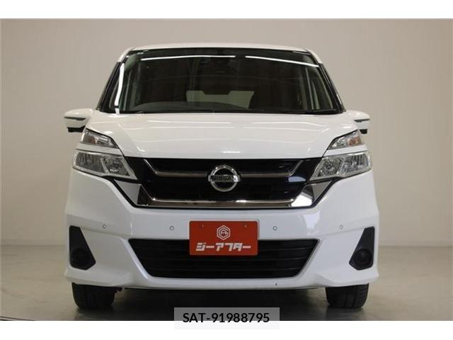 Nissan SERENA 2017-03 7457664-6