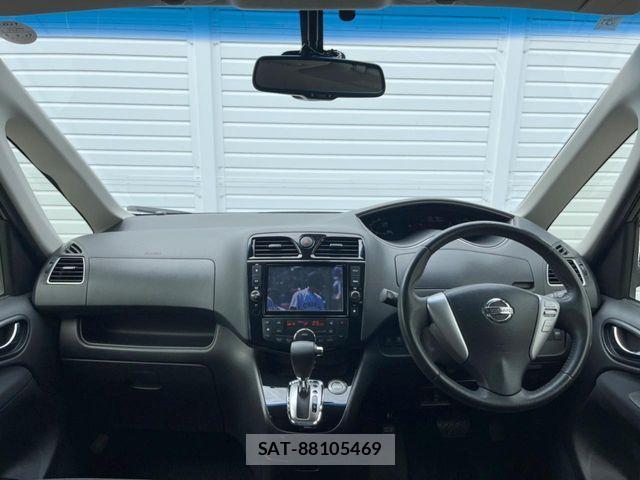 Nissan SERENA 2014-03 7457676-1