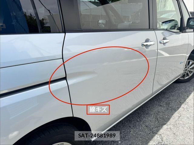 Nissan SERENA 2014-09 7457680-12
