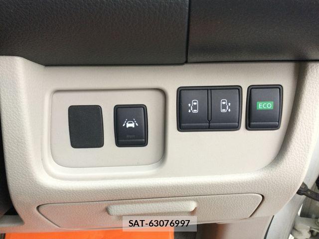 Nissan SERENA 2014-04 7457650-18
