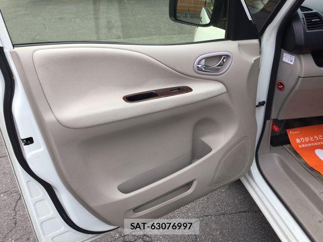 Nissan SERENA 2014-04 7457650-5