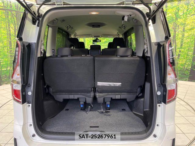 Nissan SERENA 2020-07 7457637-10