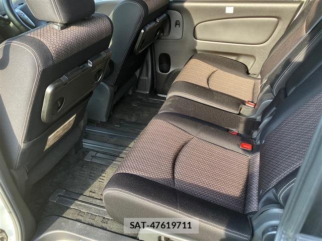 Nissan SERENA 2016-03 7502770-28