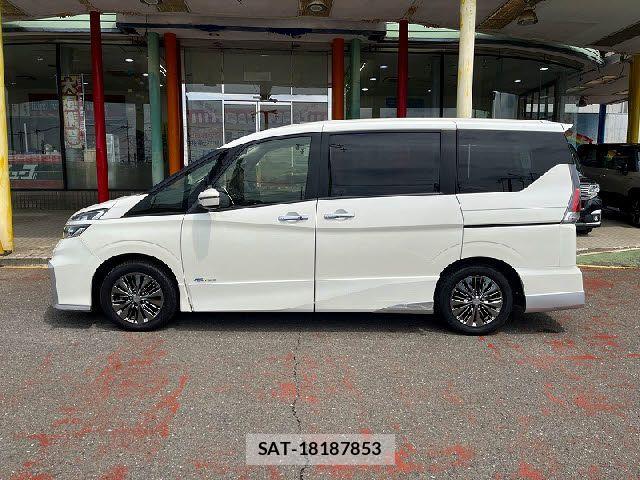 Nissan SERENA 2017-03 7502762-13