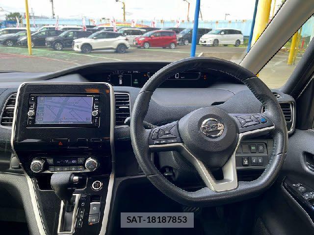 Nissan SERENA 2017-03 7502762-1