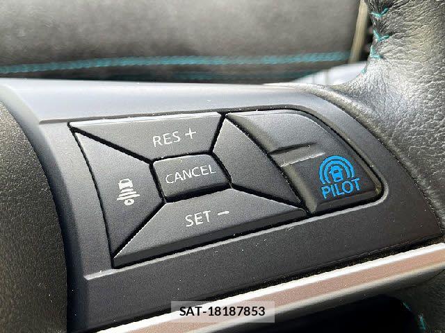 Nissan SERENA 2017-03 7502762-22
