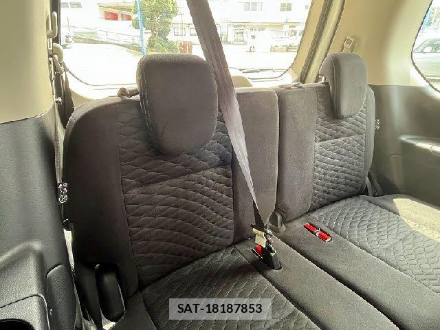 Nissan SERENA 2017-03 7502762-25