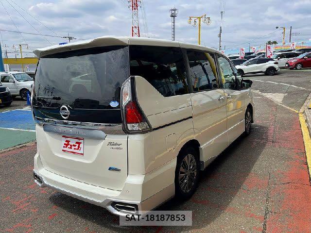 Nissan SERENA 2017-03 7502762-2