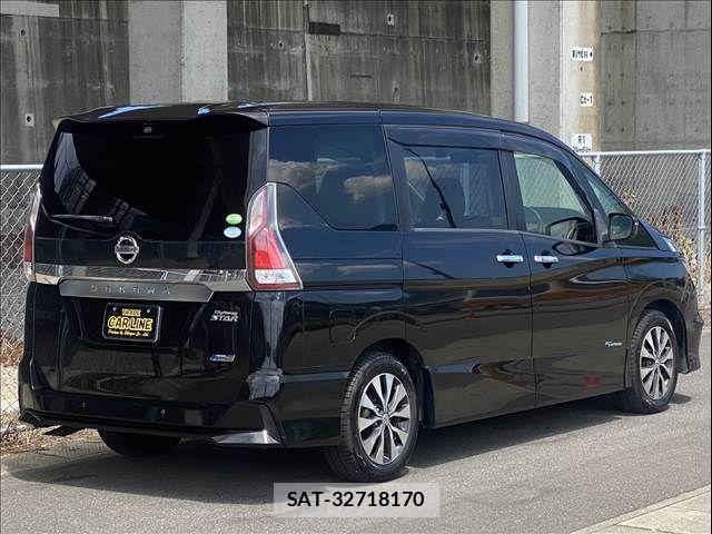 Nissan SERENA 2016-11 7509971-1