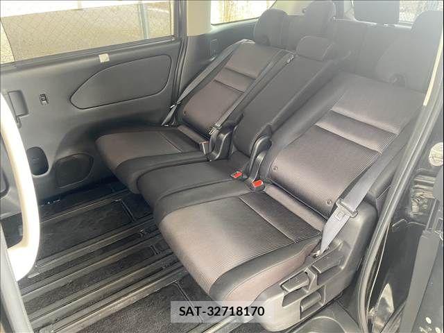 Nissan SERENA 2016-11 7509971-19
