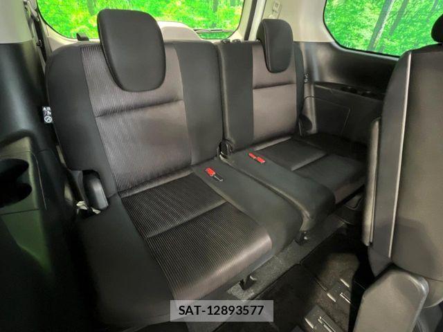 Nissan SERENA 2016-10 7502767-11