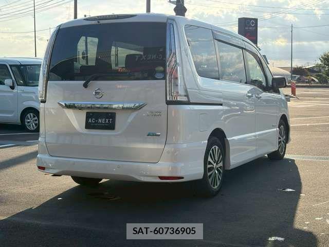 Nissan SERENA 2015-01 7502772-18