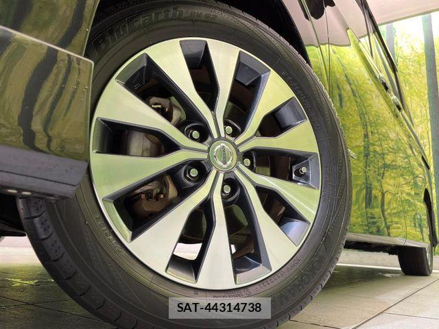 Nissan SERENA 2016-12 7502766-12