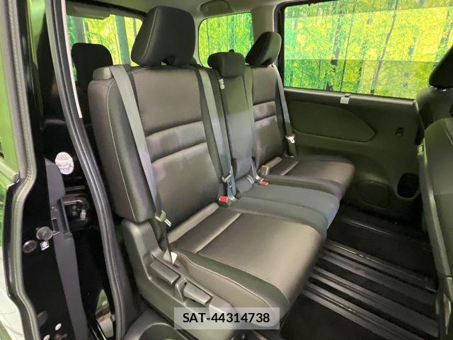 Nissan SERENA 2016-12 7502766-7