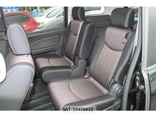 Nissan SERENA 2014-12 7510001-10