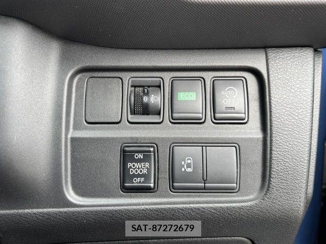 Nissan SERENA 2016-08 7502781-13
