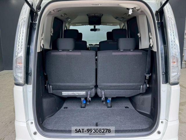 Nissan SERENA 2013-11 7509974-22