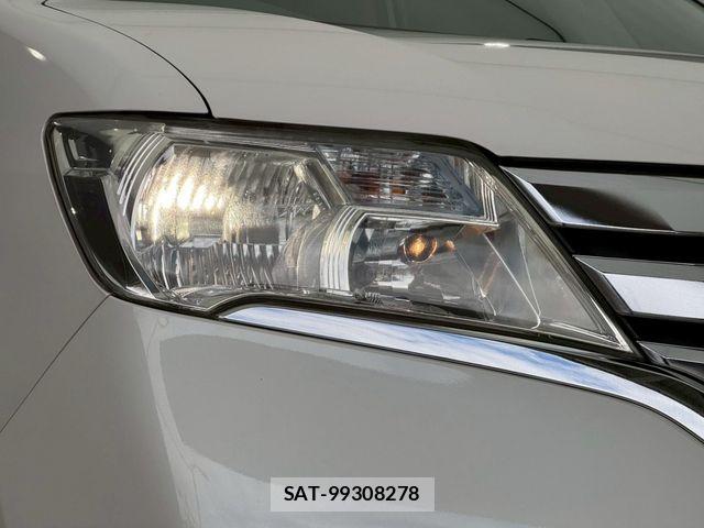 Nissan SERENA 2013-11 7509974-25