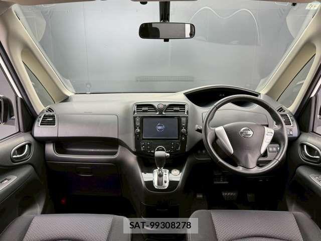Nissan SERENA 2013-11 7509974-2