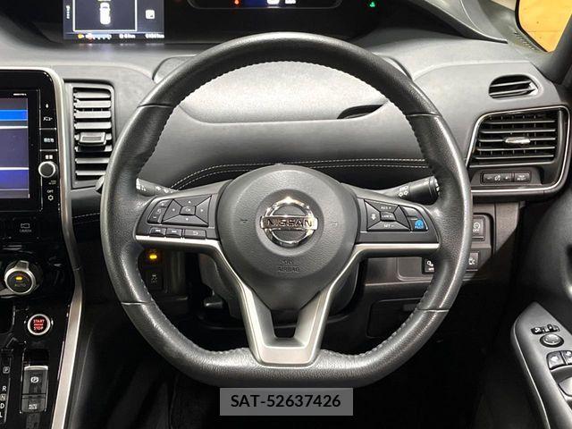 Nissan SERENA 2018-02 7562806-11