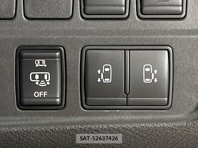Nissan SERENA 2018-02 7562806-5