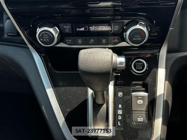 Nissan SERENA 2019-05 7329986-10